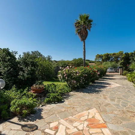 Dom wakacyjny Casa Flamingo 150m Dal Mare Villasimius