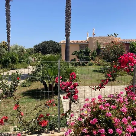 Nyaraló Casa Flamingo 150m Dal Mare *